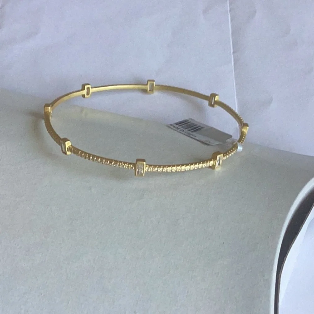 Freida Rothman 14k gold plated sterling silver station bracelet - Picture 3 of 4